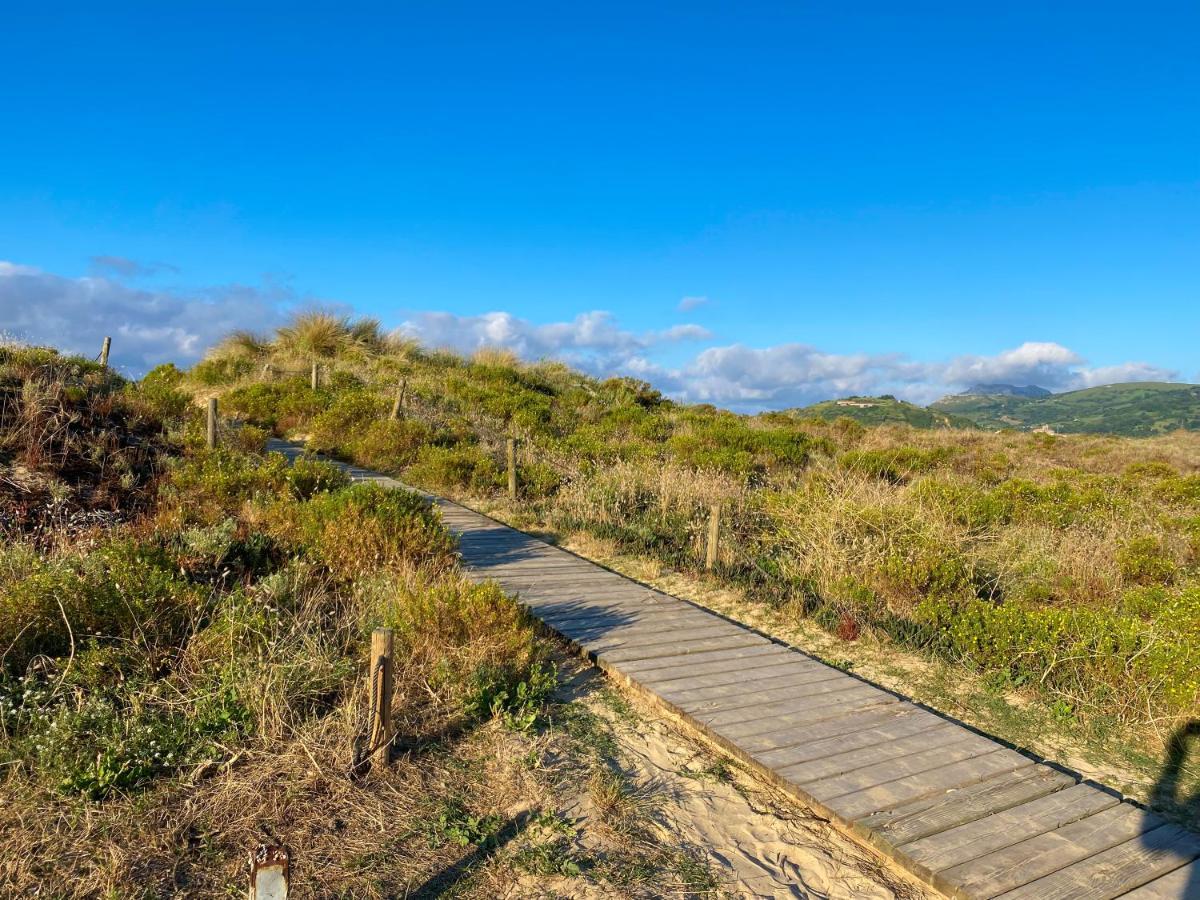 Piso Primera Linea De Playa Laredo Exterior photo
